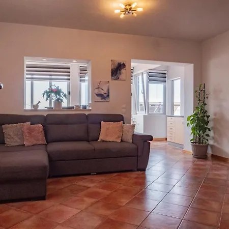 Апартаменти Jaksa-center Of Town Hvar Хвар