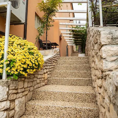 Jaksa-center Of Town Hvar *