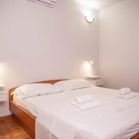 Jaksa-center Of Town Hvar * Hvar Town