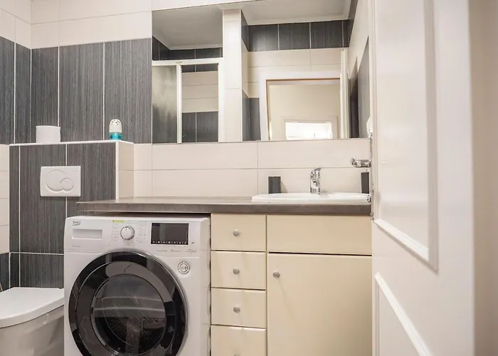 Jaksa-center Of Town Hvar Daire *