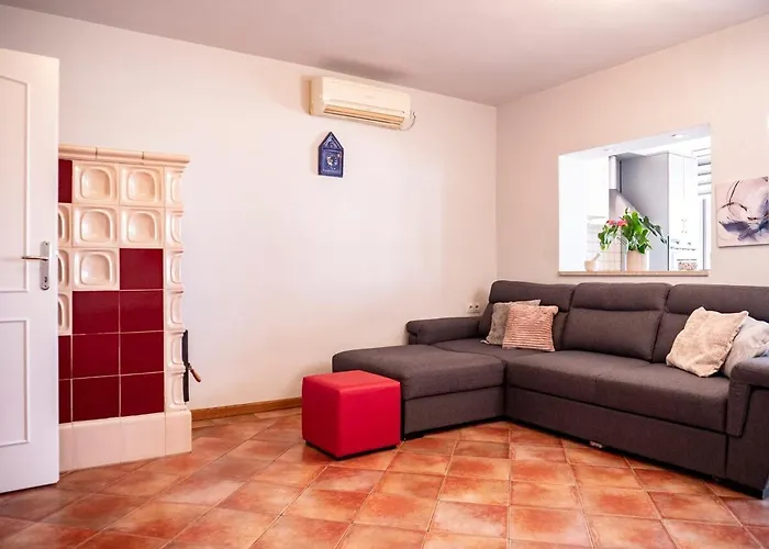 Jaksa-center Of Town Hvar Daire *