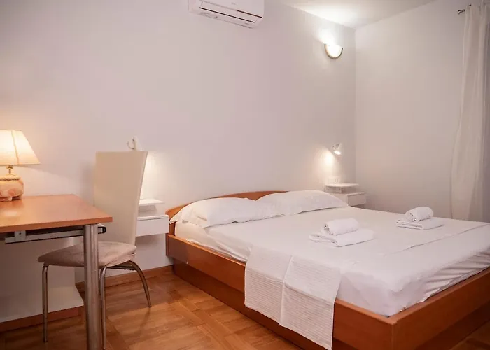 Jaksa-center Of Town Hvar Hvar Town